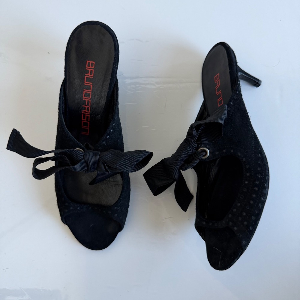 Vintage‎ Bruno Frisoni Black Velvet Tie Heels Size 37